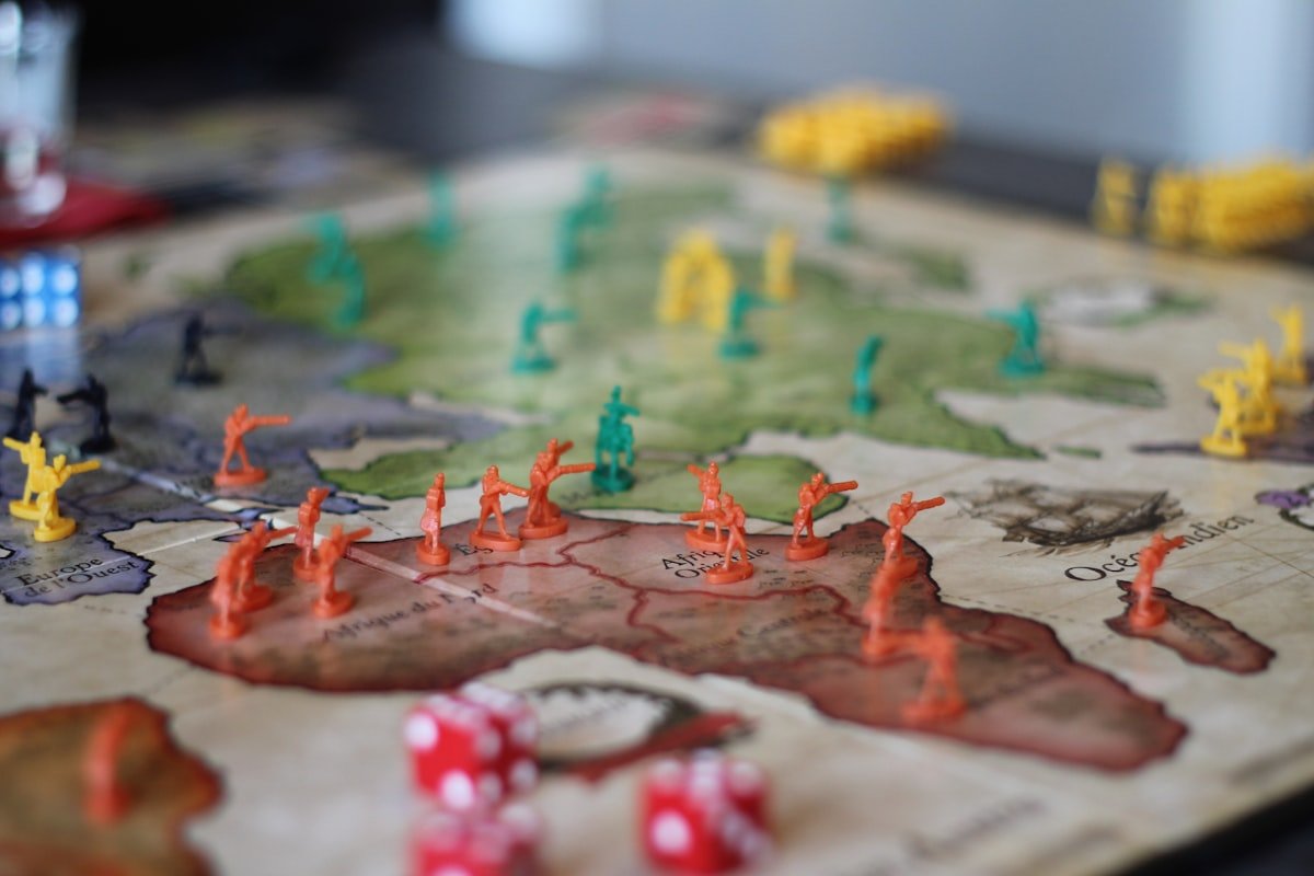 Illustration de Jeu de société complet, comme neuf 